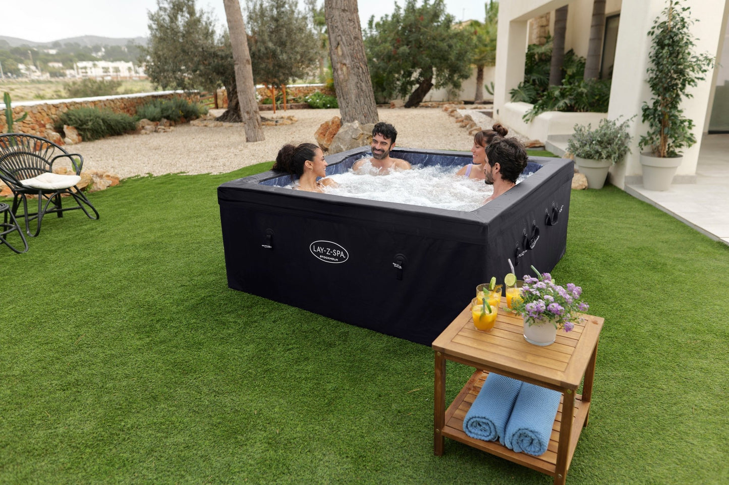 Lay - Z - Spa Stockholm Foam Hot Tub (4 - 6 Person) – Energy Efficient ThermaCore™ UltraFit™ AirJet™ Spa | New Forest Hot Tubs - New Forest Hot Tubs
