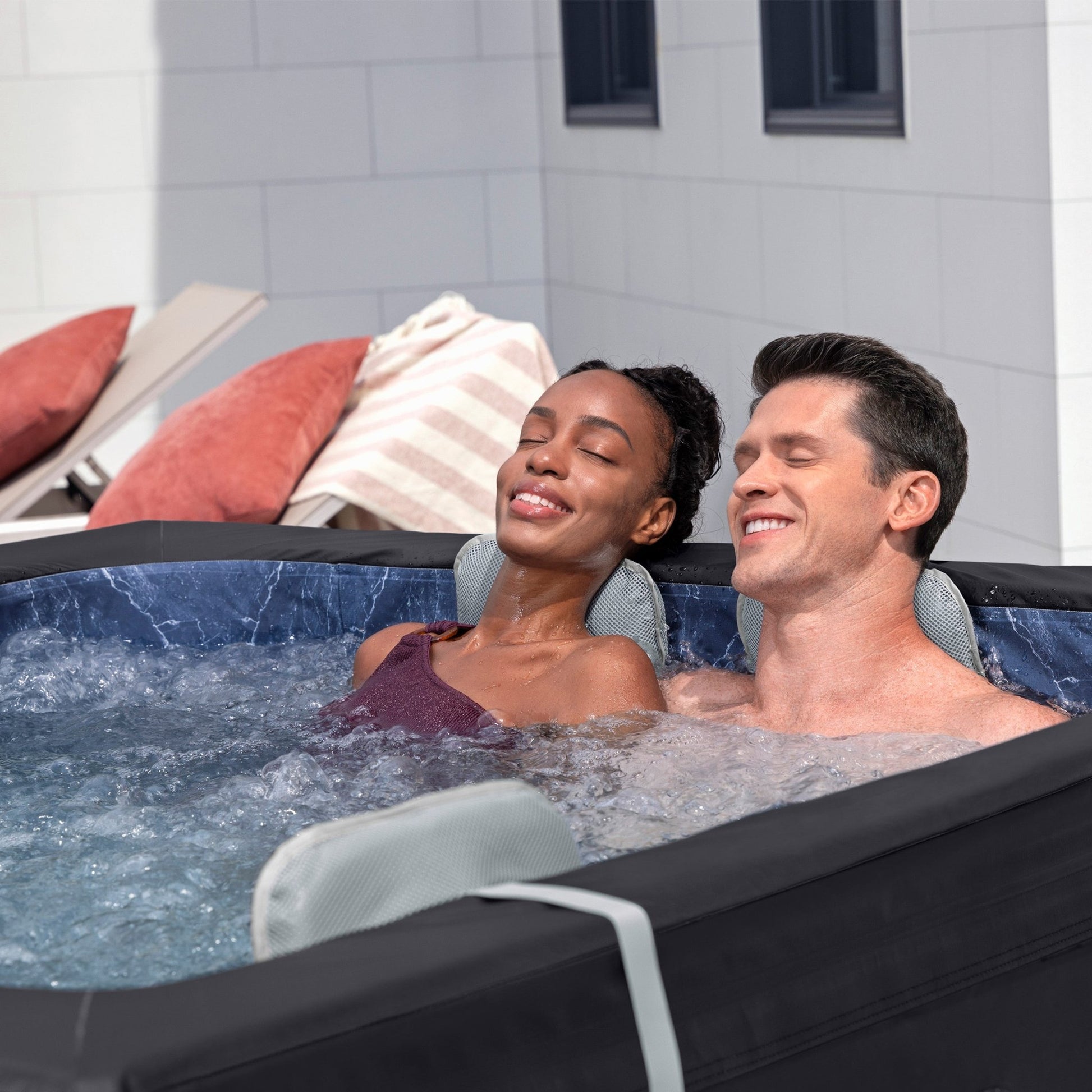 Lay - Z - Spa Stockholm Foam Hot Tub (4 - 6 Person) – Energy Efficient ThermaCore™ UltraFit™ AirJet™ Spa | New Forest Hot Tubs - New Forest Hot Tubs