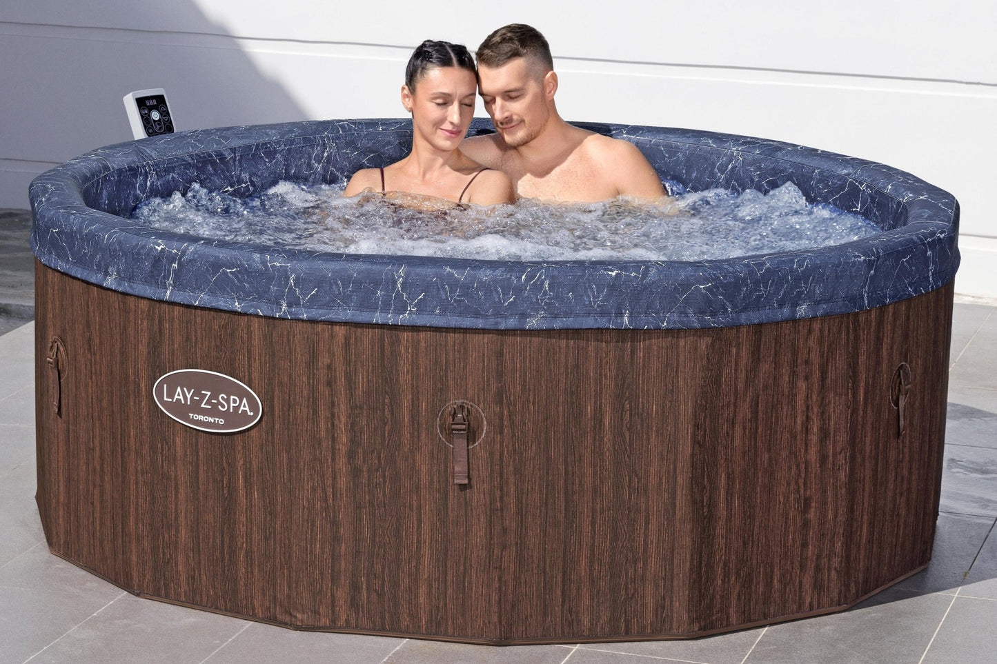 Lay - Z - Spa Toronto Foam Hot Tub (5–7 Person) – Energy Efficient ThermaCore™ UltraFit™ AirJet™ Spa | New Forest Hot Tubs - New Forest Hot Tubs